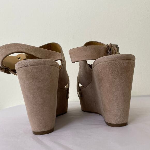 Marc Fisher Bianka Taupe Suede Platform Wedges Size 8 - Picture 8 of 13